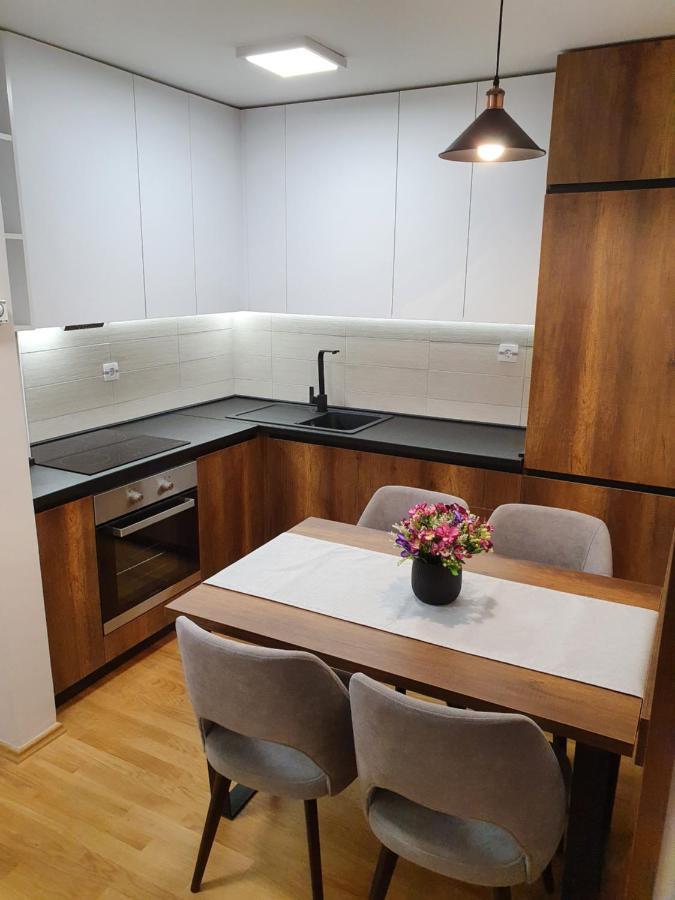 Filip&Yana Apartment Μαύροβο Εξωτερικό φωτογραφία